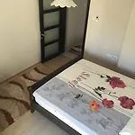Апартаменти Safa *