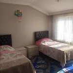 Апартаменти Safa *