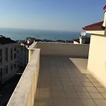 Апартаменти Safa *